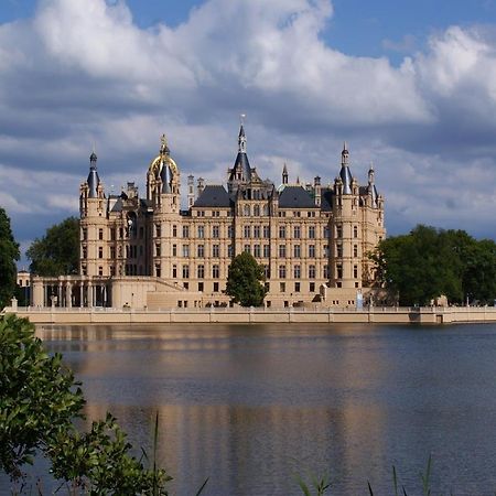 Villa Seeblick Am Schweriner See - Abc223 By Abcwismar Bad Kleinen Buitenkant foto